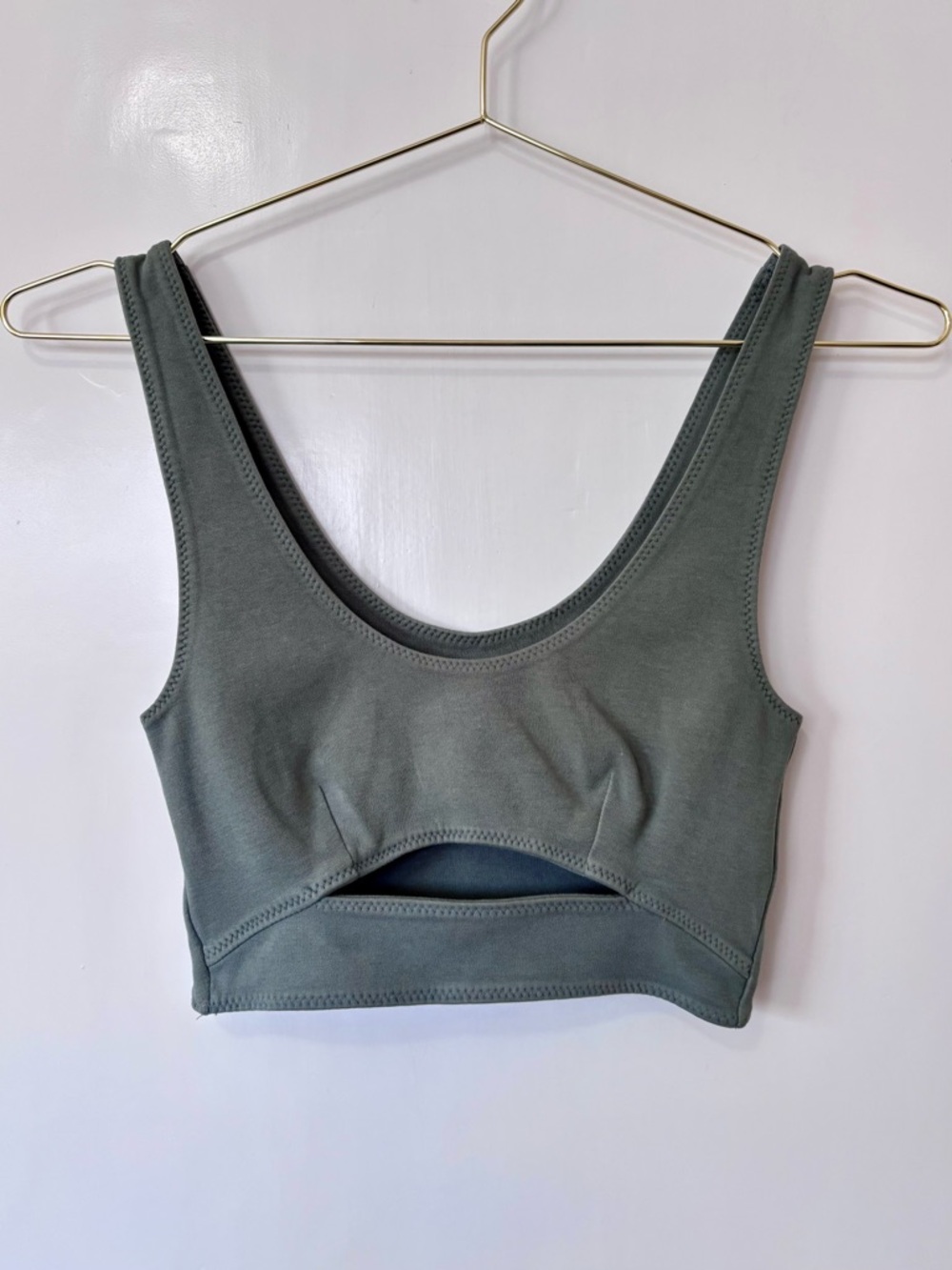 Wilfred| Aritzia| ‘Vintage Green’ Scoop Neck Cutout Cropped Tank Sz XS